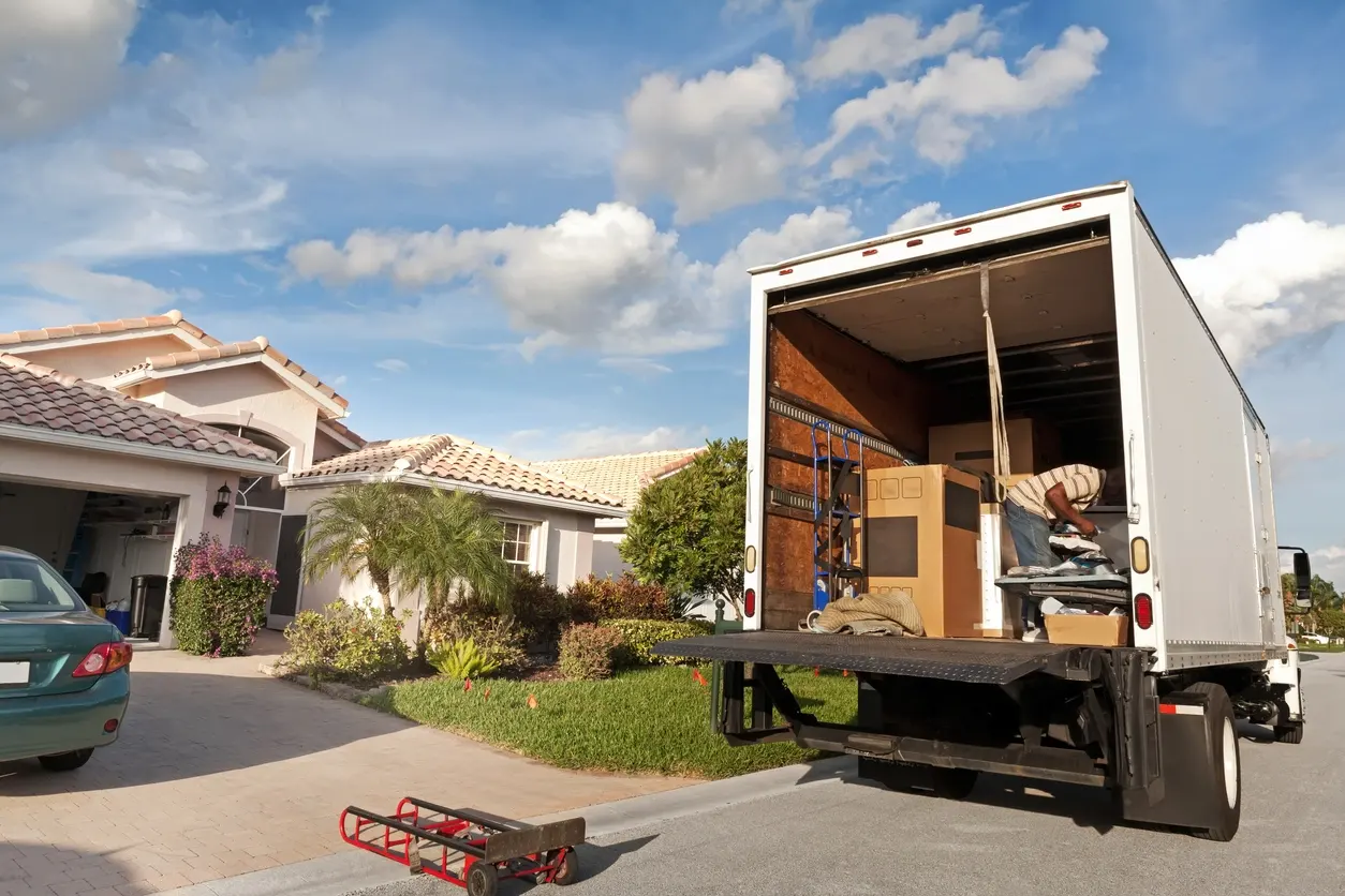 loading and offloading services by plaza removals